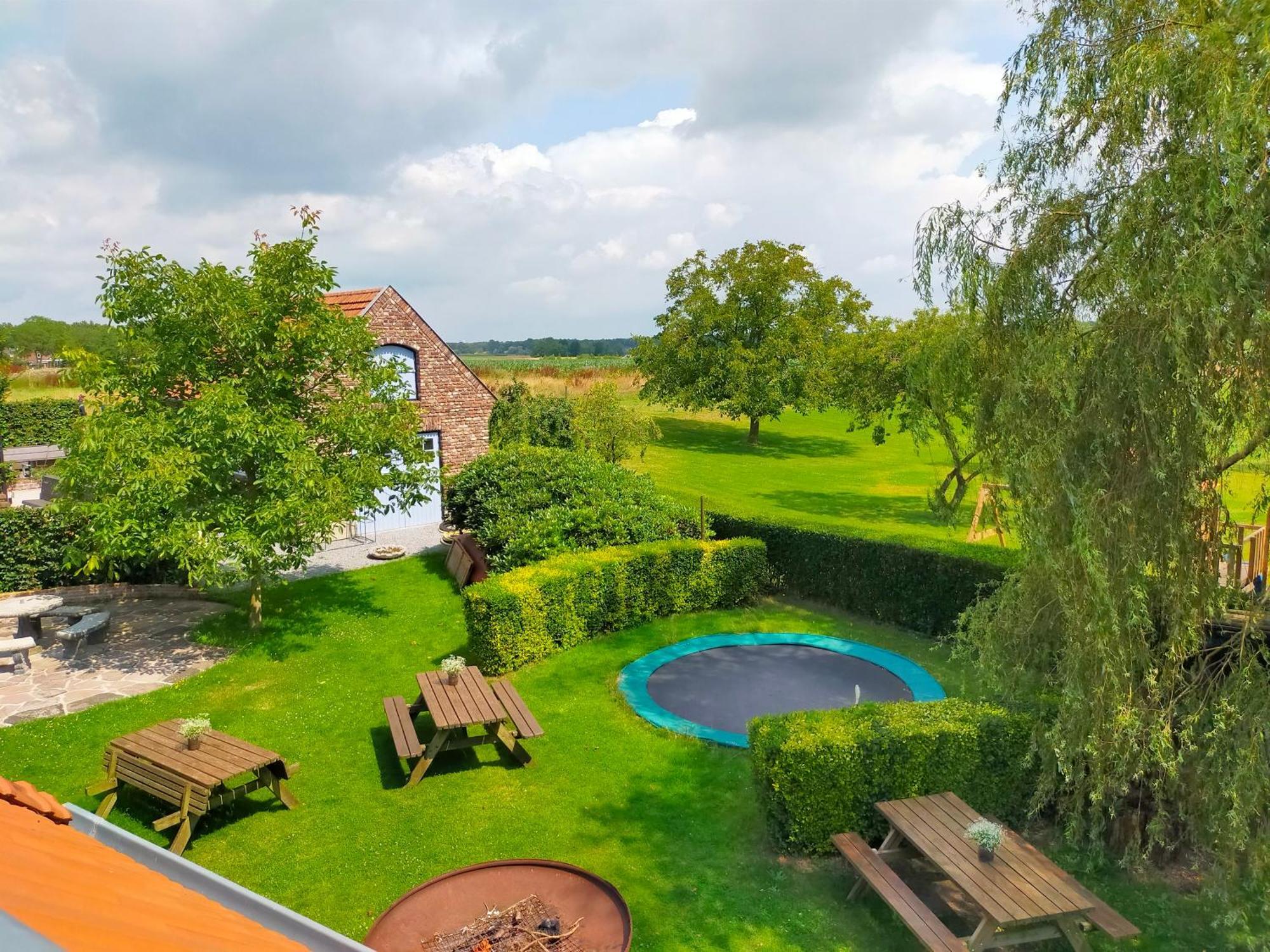 Bed and Breakfast Aan De Molenberg Broekhuizen  Exteriér fotografie
